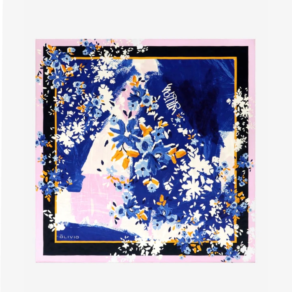 ALIVIA Signature Scarf